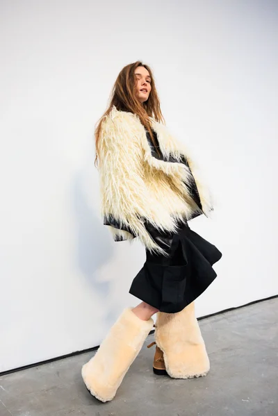 Look 28